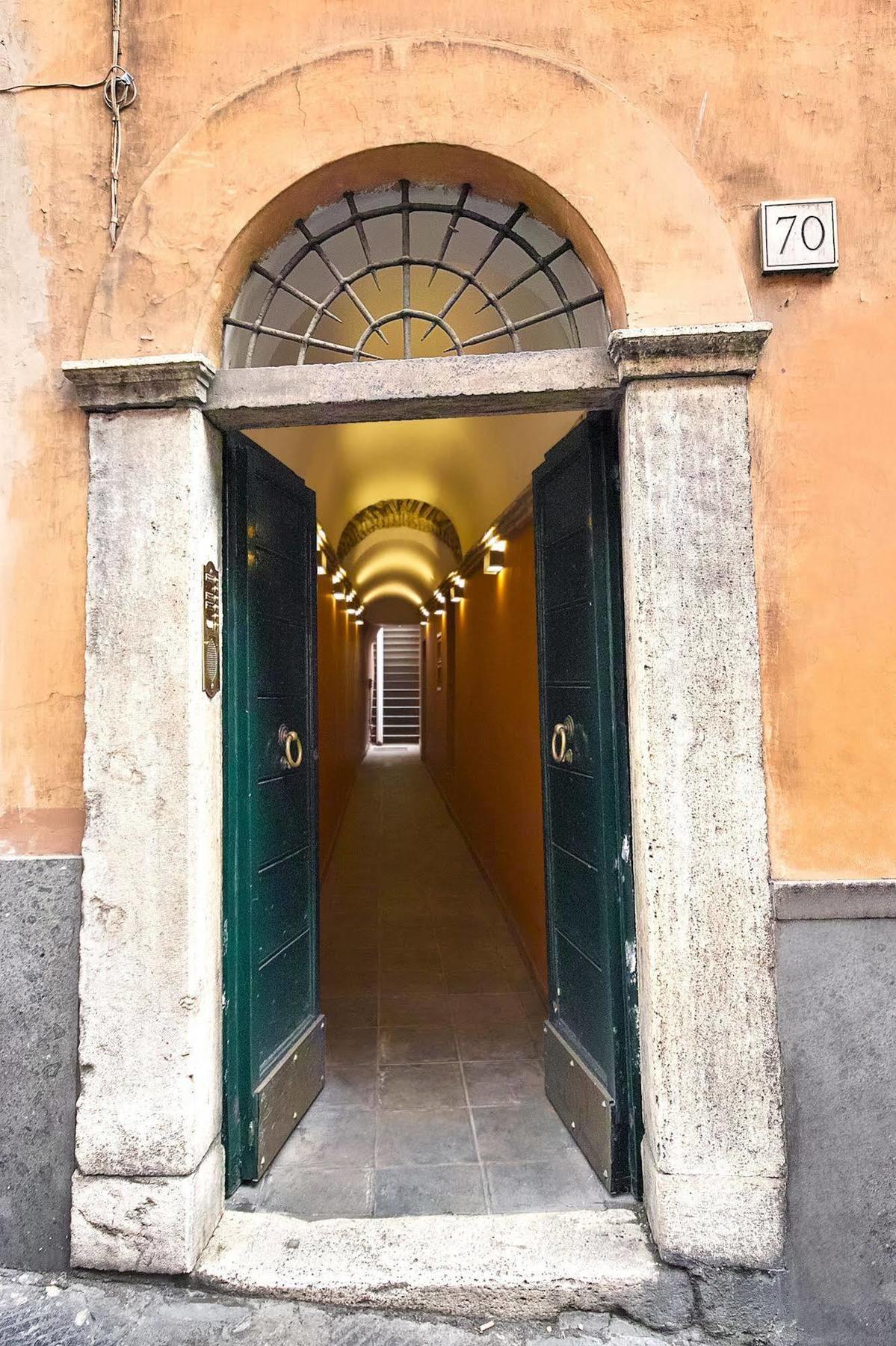 Cortile House Lejlighed Rom Eksteriør billede